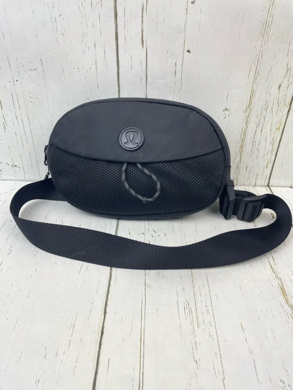 Lululemon Take It On Belt Bag *1L